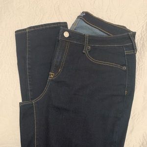 GAP size 32 curvy jeans